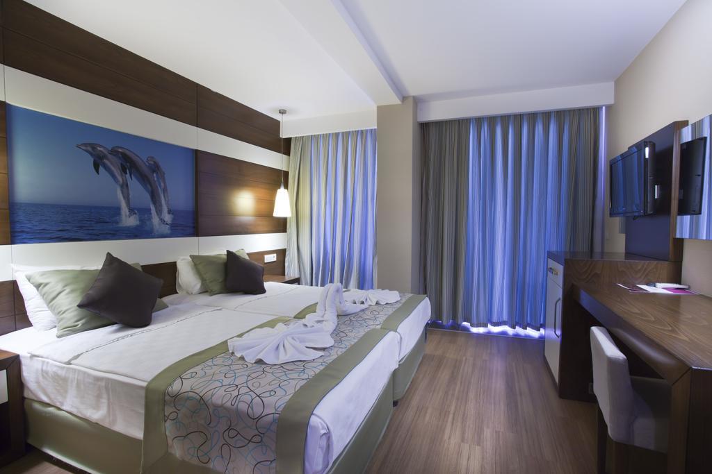Holiday City Hotel (Adults Only) 시데 객실 사진